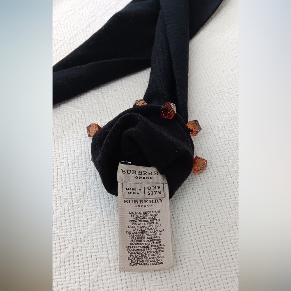 Burberry London Scarf Beaded Black OS - Picture 6 of 6